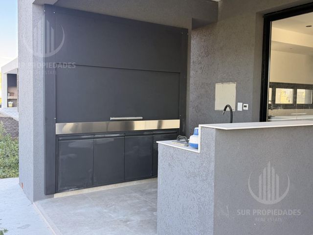 place photo 52