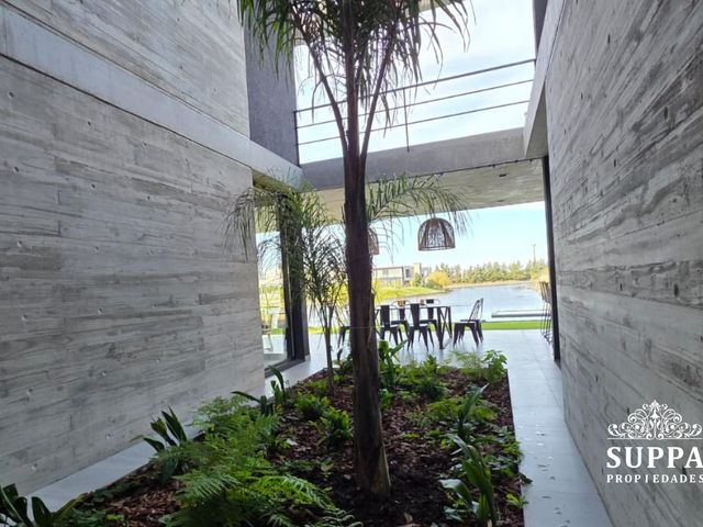 place photo 48