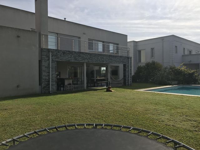place photo 54