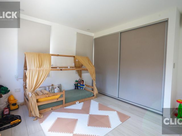 place photo 48