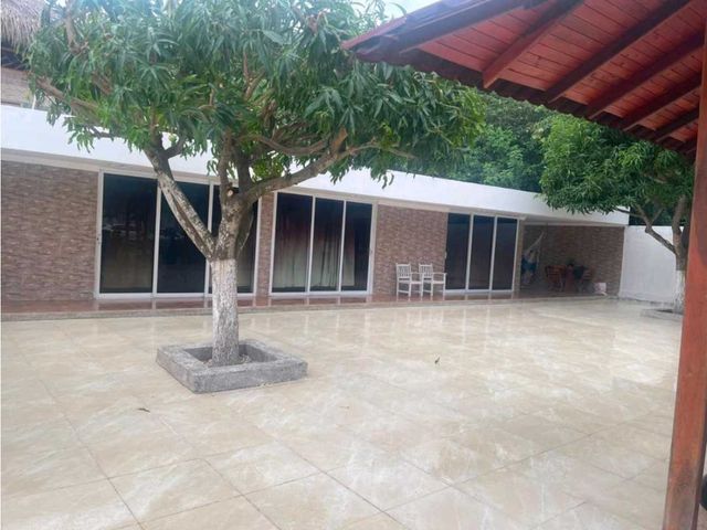 place photo 36