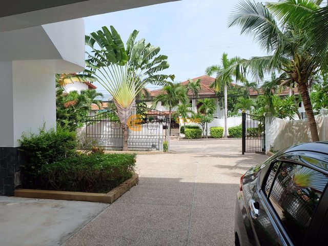 place photo 39