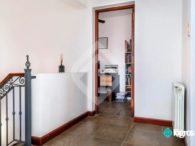 place photo 35