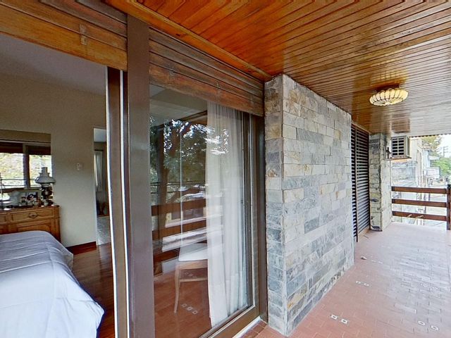 place photo 54