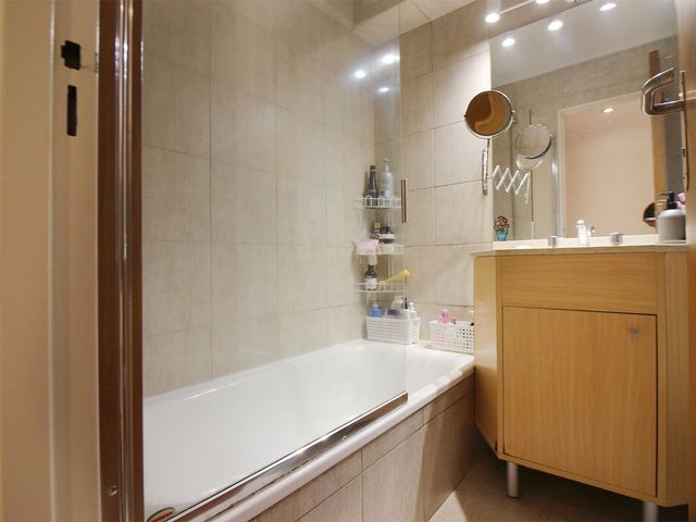 place photo 26