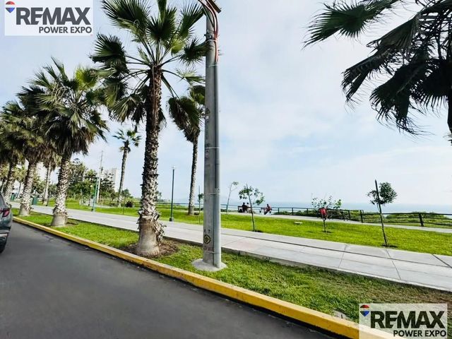 place photo 53