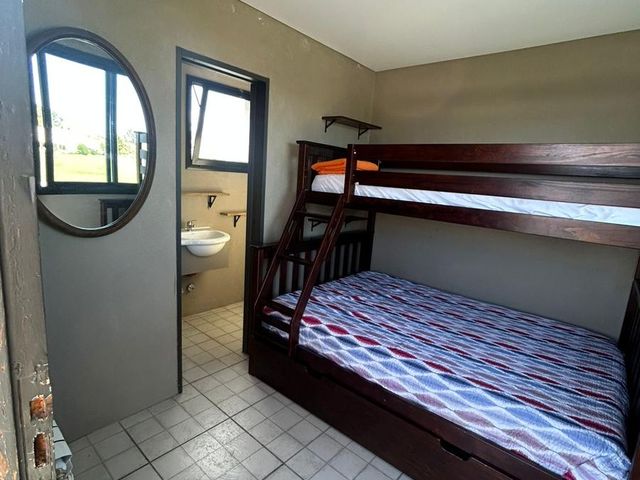 place photo 48