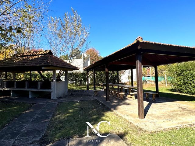 place photo 38