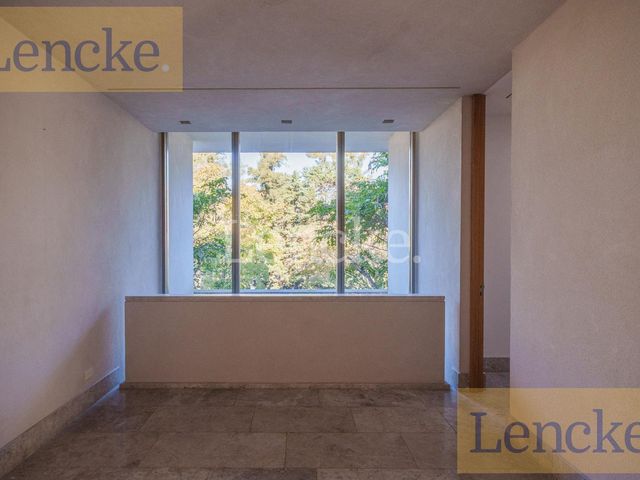 place photo 78
