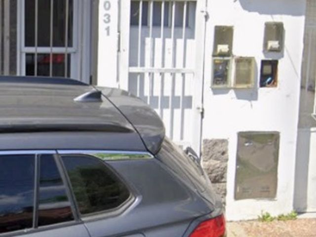 Casa Fondo en venta en Ezpeleta Este