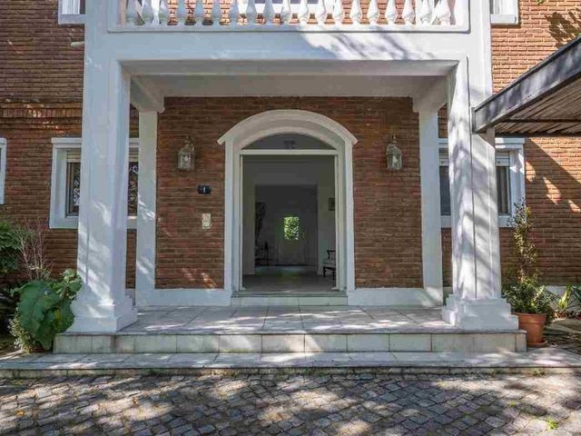 place photo 69