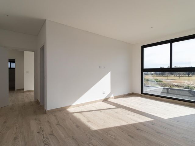 place photo 52
