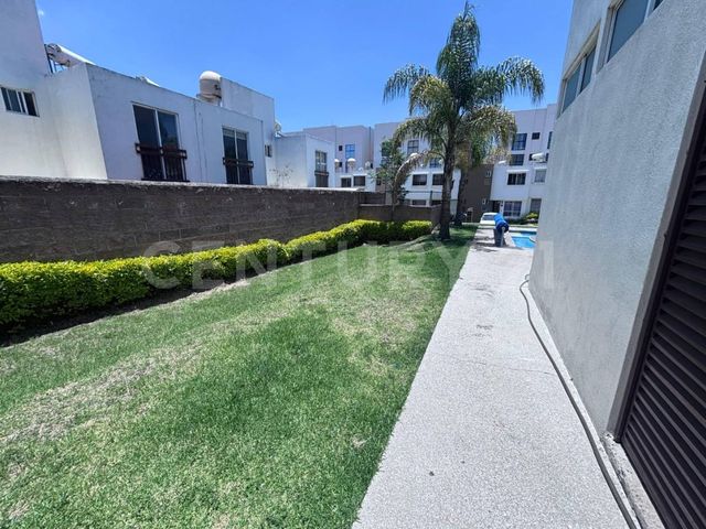 place photo 32