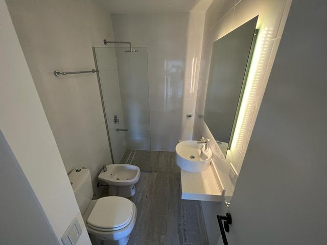 place photo 60