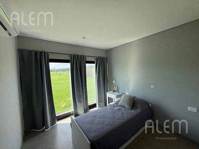 place photo 39