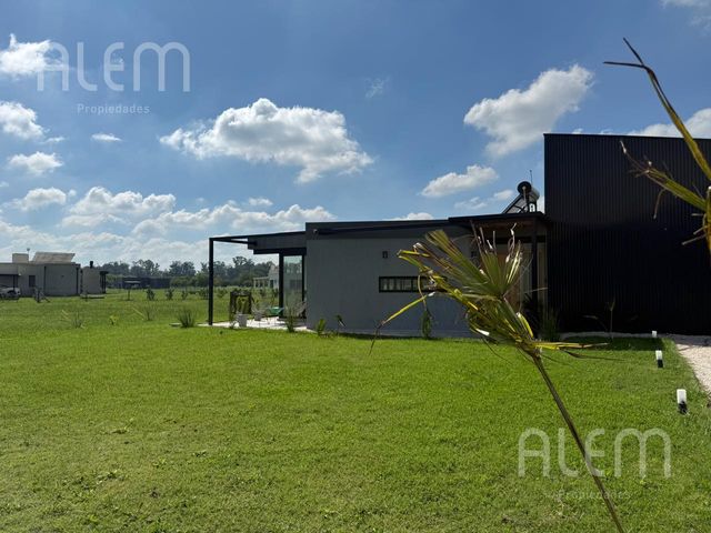 place photo 53