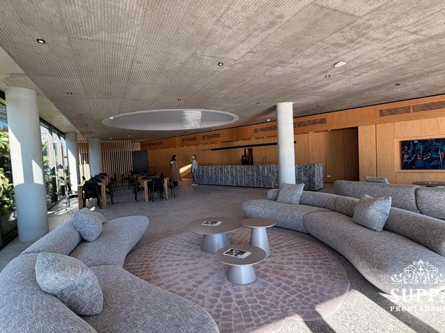 place photo 100