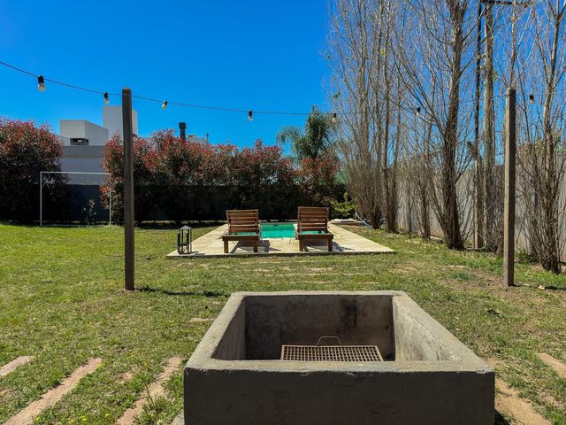 place photo 48