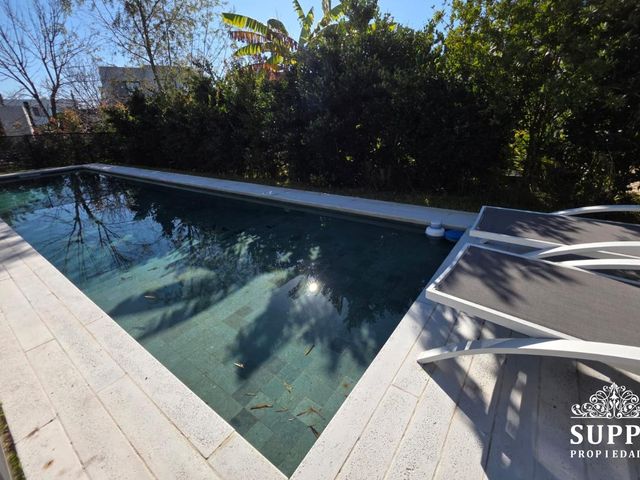place photo 81