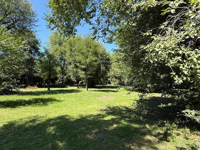 place photo 66