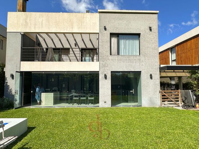place photo 47