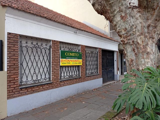 Casa Lomas de Zamora este