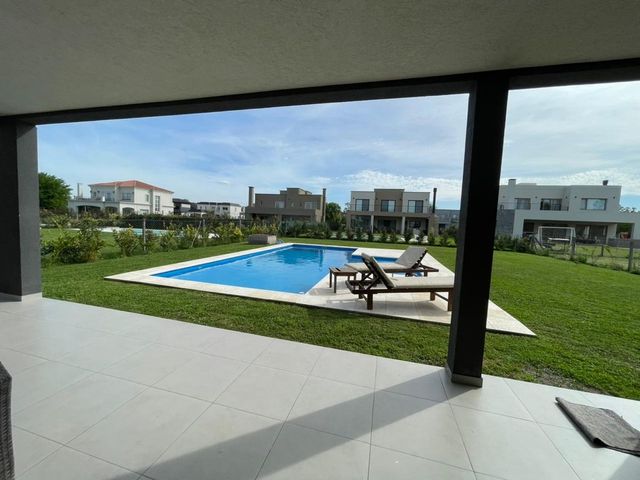 place photo 57