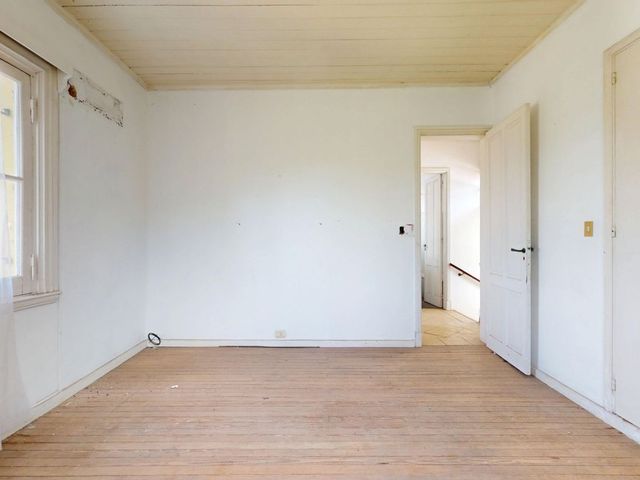 place photo 66