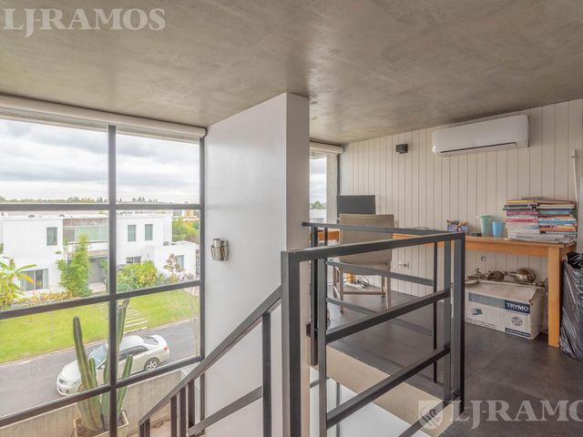 place photo 44