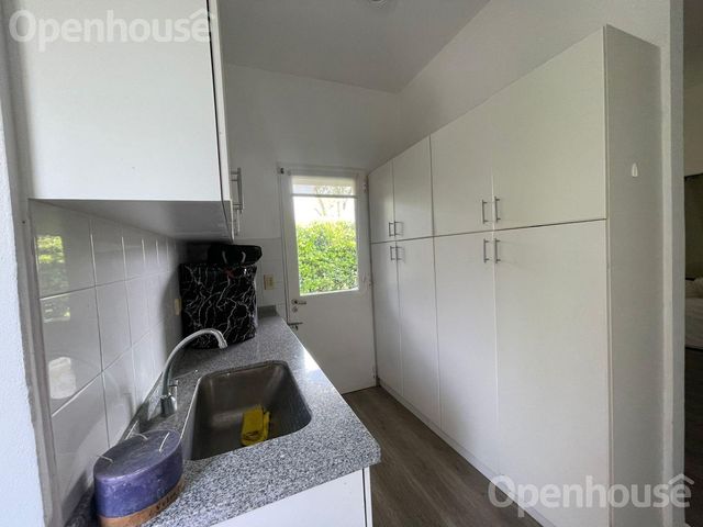place photo 65