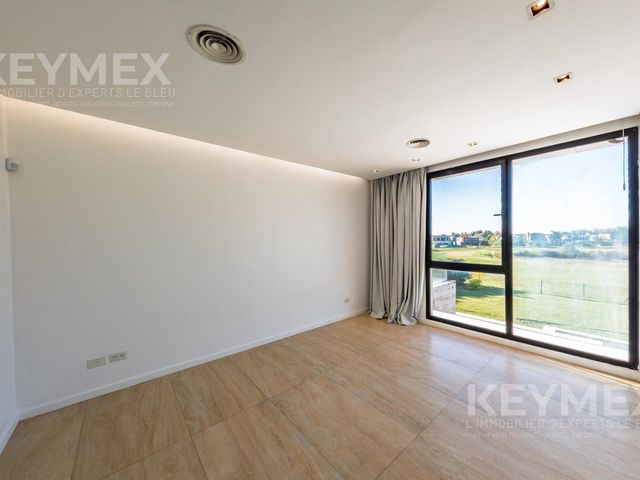 place photo 78