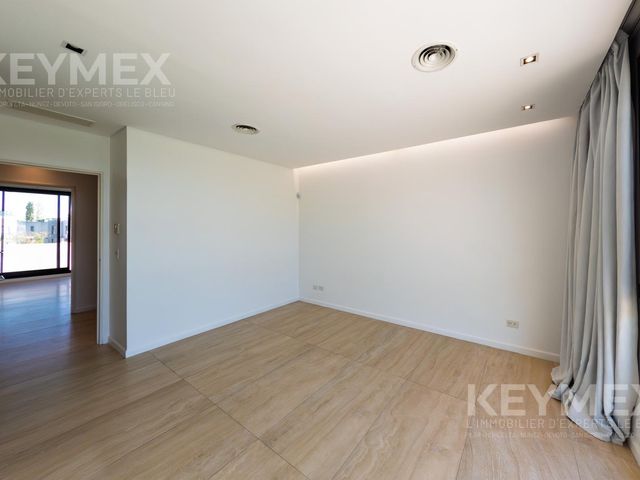 place photo 77