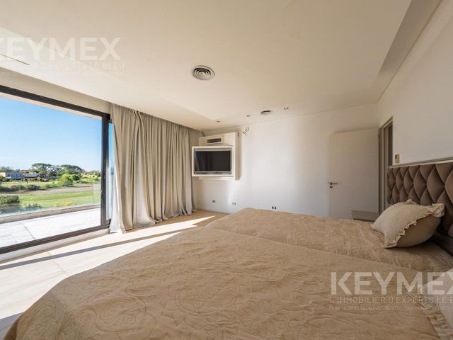 place photo 49
