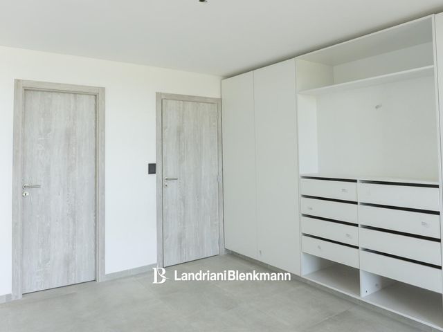 place photo 49