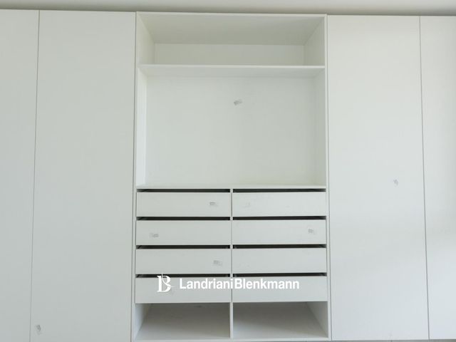 place photo 48