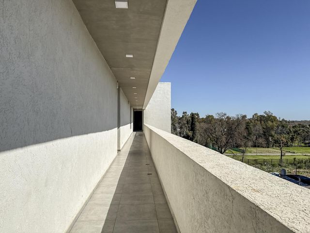 place photo 64