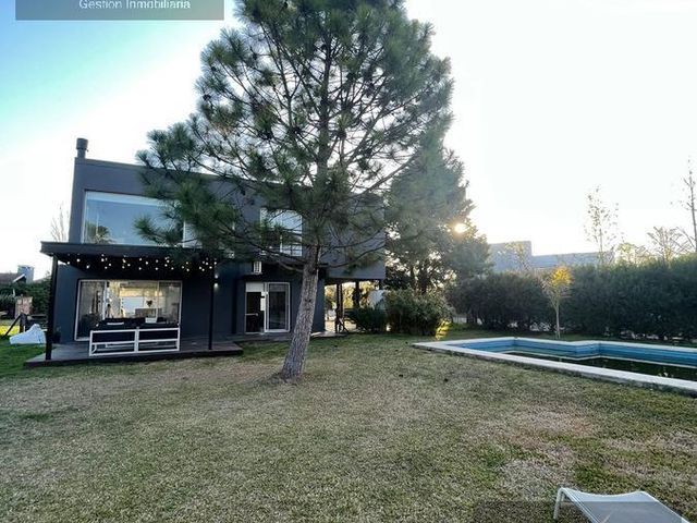 place photo 49