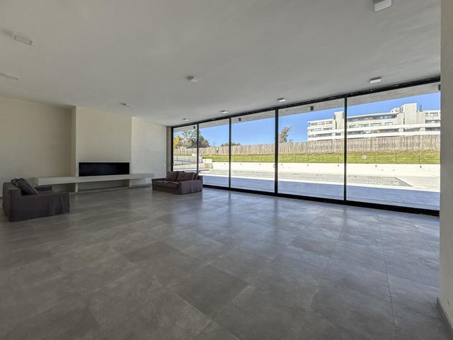 place photo 53