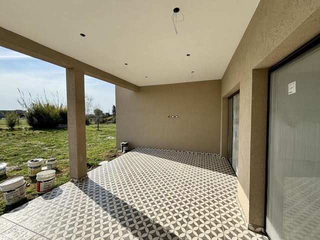 place photo 32