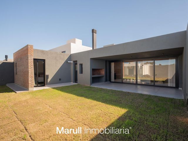 place photo 48