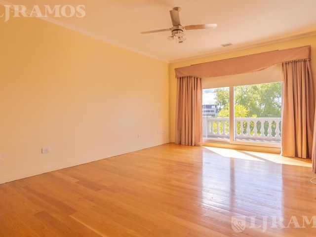 place photo 54
