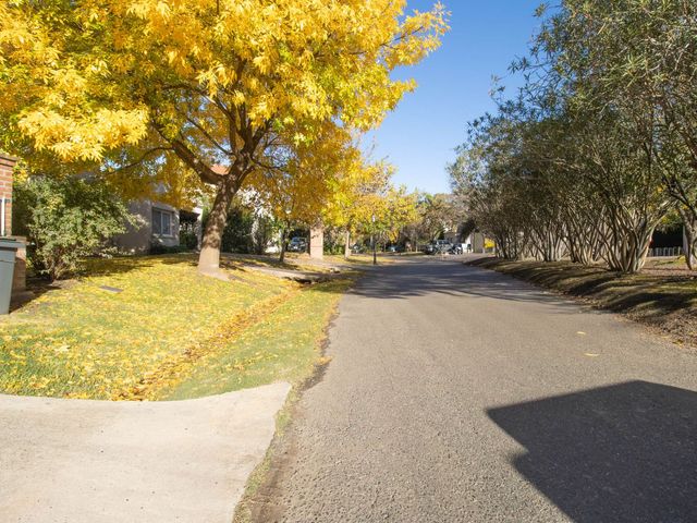 place photo 73