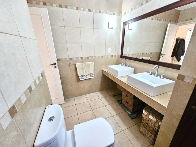 place photo 48
