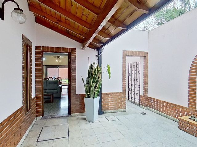 place photo 76