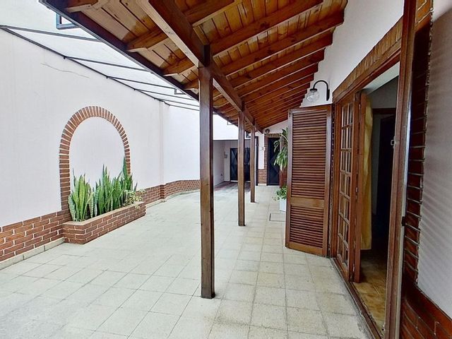 place photo 75