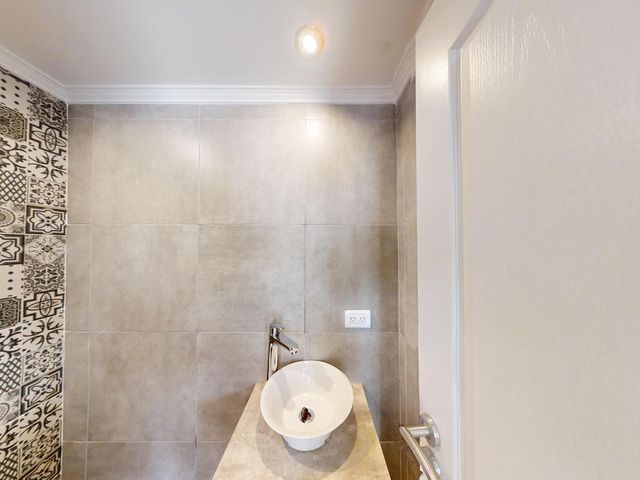 place photo 69