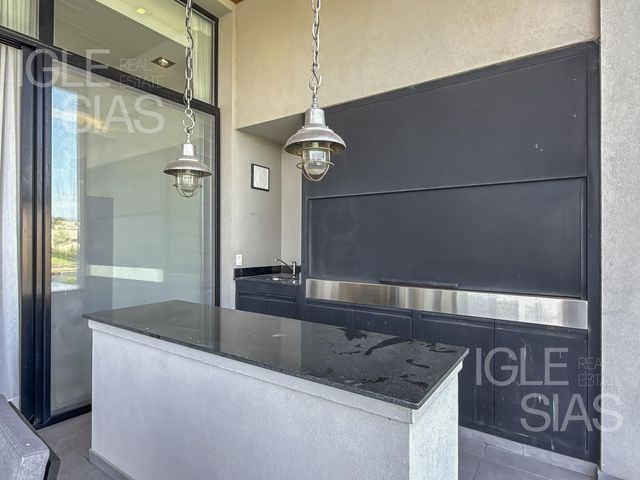 place photo 64