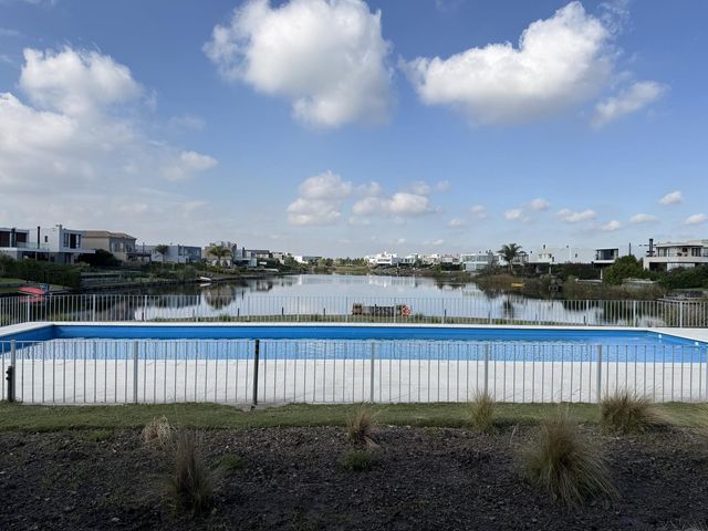 place photo 96