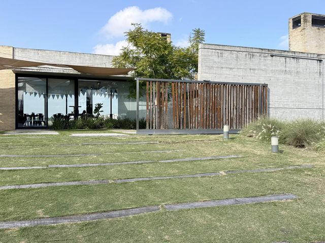 place photo 69