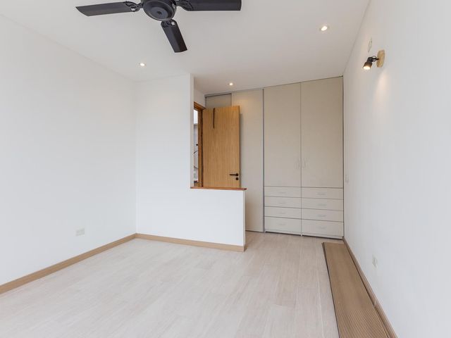 place photo 51